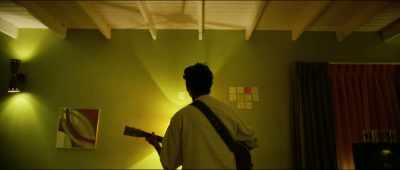 ♪ All the lonely people ♪ - Yesterday