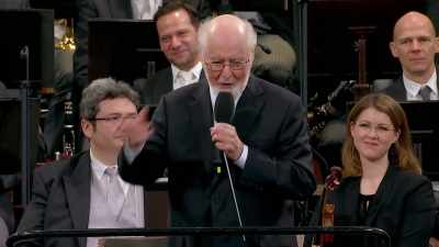 All the notes aren't covered up
by spaceships, - John Williams: Live in Vienna