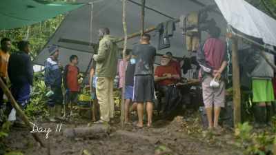 All the porters are helping Bruce - Explorer: The Last Tepui
