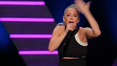 All the problems
society says are wrong with you, - Iliza Shlesinger: Unveiled