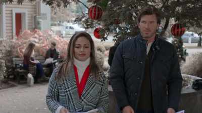 All the window fronts
on Fifth Avenue, - Christmas Unleashed
