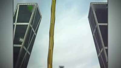 All these golden stripes moved
up and down, up and down, - Engineering Catastrophes