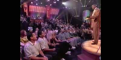 All these twins I got in the front row.
Man! - They Call Me Magic