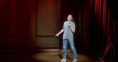 All these white dudes,
they're in control - Jacqueline Novak: Get on Your Knees