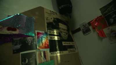 All those years of
insisting on his art, - Fantasmas