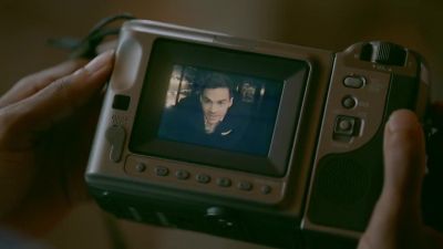 All this time travel's been hard
on the camera, Bon. - Legacies
