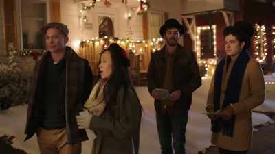 [all vocalizing] - The Christmas Setup