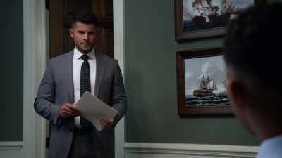 Allan: Not just
regular porn, but, uh-- - Tyler Perry's The Oval