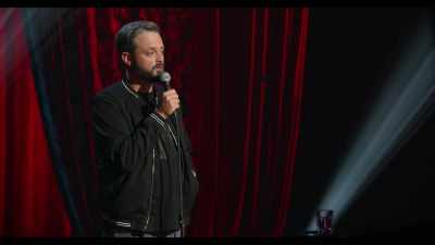 Allez acheter
quelques gâteaux pour chiens. - Nate Bargatze: The Tennessee Kid