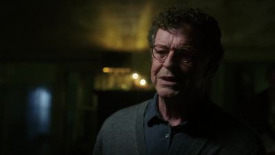 Allowing katrina to contact
ichabod through the mirror - Sleepy Hollow