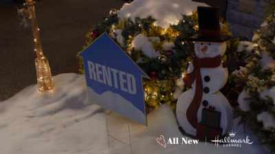 All's well that ends well,
as they say. - The Santa Stakeout