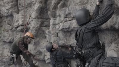 Almost there. You good? - Fear the Walking Dead