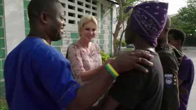 Alors, artiste? - Joanna Lumley's Hidden Caribbean: Havana to Haiti