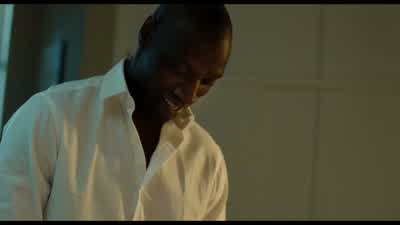 Alors? - C'est pas un thon. - Non '? - The Intouchables