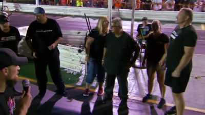 Alright. Alright, so everybody's
got a chip. [chuckles] - Street Outlaws No Prep Kings Team Attack