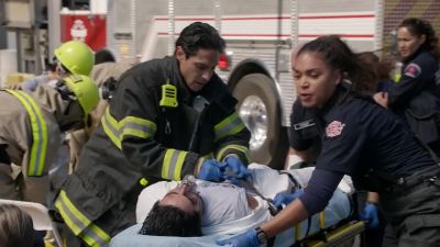 Alright, buddy, we got you.
We got you. - Station 19