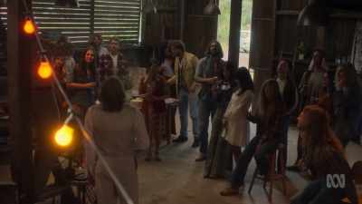 Alright, everybody!
(INDISTINCT CHATTER) - Barons