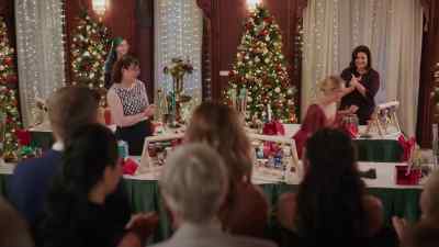 Alright, everyone.
Next competition is starting - Unwrapping Christmas: Tina's Miracle