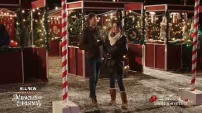 Alright everyone,
we're gonna get started. - Unlocking Christmas
