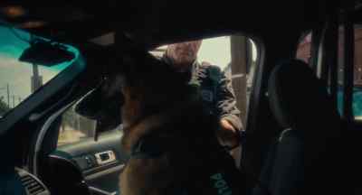 -Alright.
It's time to go to work. - Muzzle