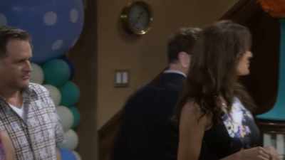 Alright, Jesse.
Let's keep this party going! - Fuller House
