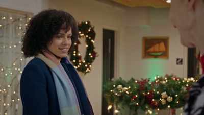 Alright,
let's get you registered. - Christmas on Mistletoe Lake