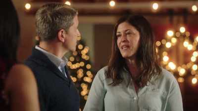 - Alright, look, I'm just
going to come out and say it. - Let's Meet Again on Christmas Eve