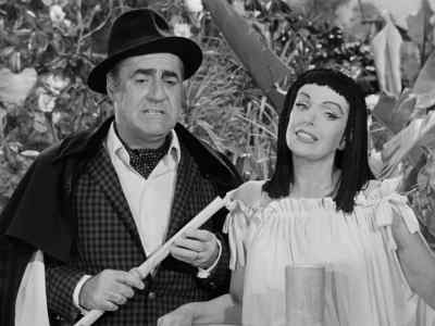 ALRIGHT.
ON STAGE, EVERYONE. - Gilligan's Island