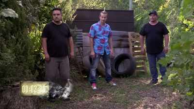 Alright, royal,
you got three minutes,
starting now. - Moonshiners: Master Distiller
