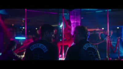 -Alright, uppercuts. Let's go.
-[Michael exhales] - Last King of the Cross