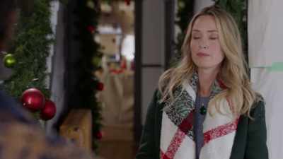 Alright, well,
enjoy your time here in Tucker. - Jingle Bell Princess
