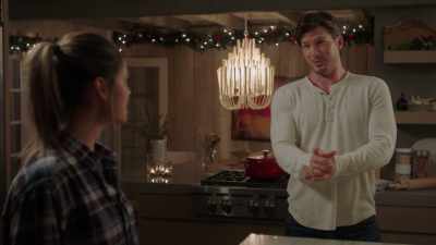 Alright, well then you are
on garlic duty. - Christmas Unleashed