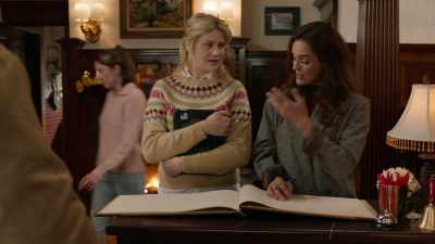 Also, you know, the WiFi
is down and... - Autumn at Apple Hill