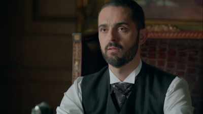 - Also yes.
- [LAUGHTER] - Grand Hotel