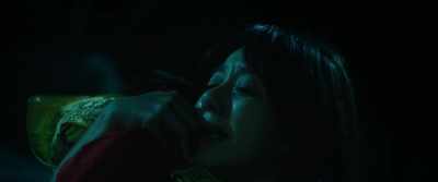 Although she'd become a demon, - The Tag-Along 2