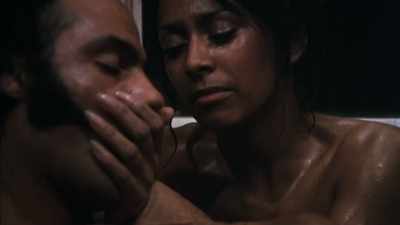 Although, the two heads are
photographed quite the same, - Brainwashed: Sex-Camera-Power
