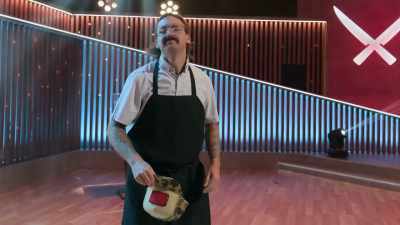 [Alton]Hailing from New Orleans, - Iron Chef: Quest for an Iron Legend