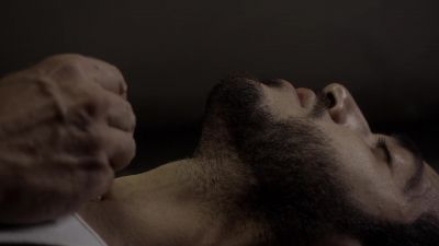 Alvarez: House,
get away from him! - House