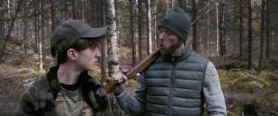 Always keep the barrel
pointed in a safe direction. - Do Not Open
