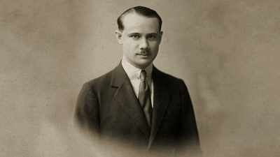 Always very well groomed
a small moustache, - Audrey