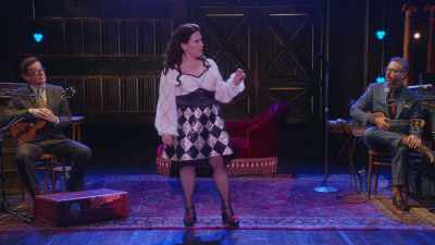 „Am folosit un plasture. ” - Alex Borstein: Corsets & Clown Suits