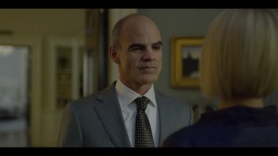 Am I missing something? - House of Cards