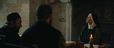 - Am I right?
- Beyond these walls, - Benedetta
