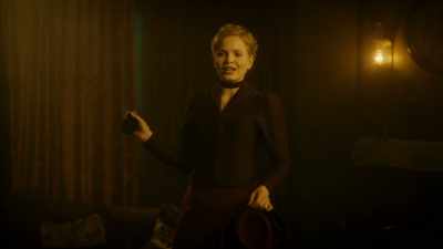 AM I TO UNDERSTAND
YOU DO NOT WISH - Miss Scarlet and the Duke