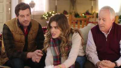 (Amalie)
She's...not a real dog? - Christmas Love Letter