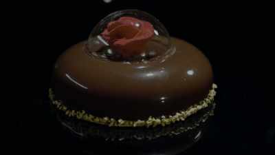 [Amaury] It's very elegant.
It's very heartfelt. - School of Chocolate
