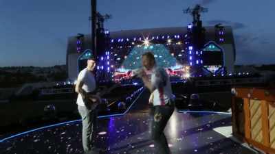 -["Amazing Day" playing]
-[sings] - Coldplay: A Head Full of Dreams