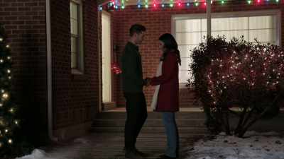 Amber, I-- - Tails of Christmas
