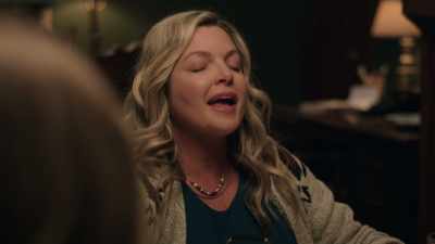 - Amen, amen. [chuckles] - Chaos on the Farm