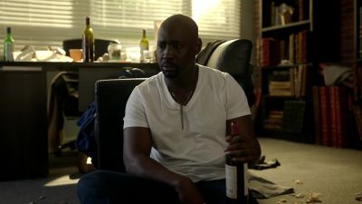 Amenadiel,
I know you're in there. - Lucifer